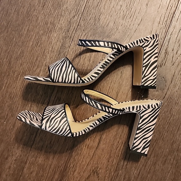 NWOT Ann Taylor Zebra Tan Print Linen Blend Block Heel Sandals Ladies 9 4" Heels - Picture 4 of 6